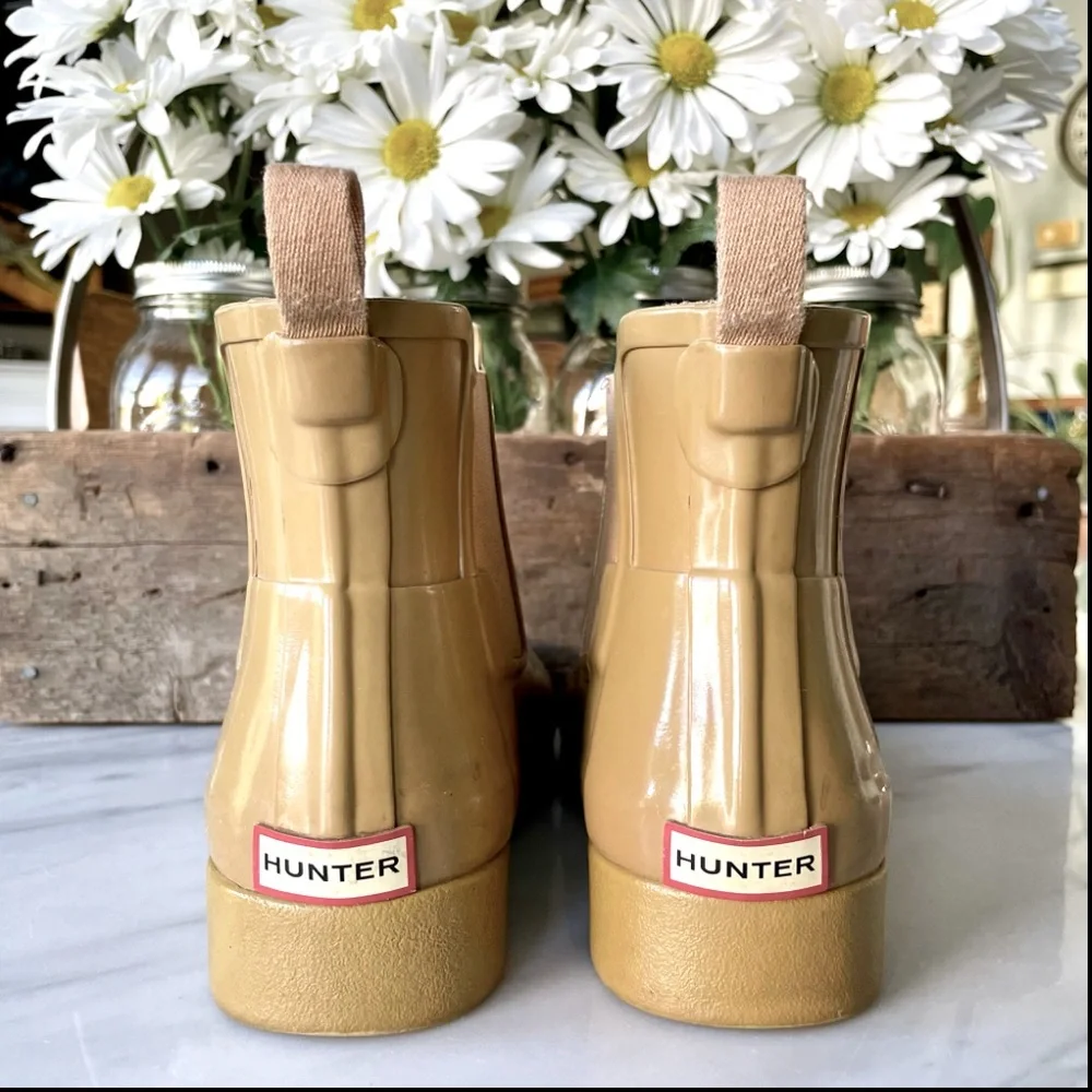 Hunter•Chelsea”Refined”Rubber Rain Boots•US 7•Retired Khaki•Slip-On•Gently Loved - Picture 3 of 14